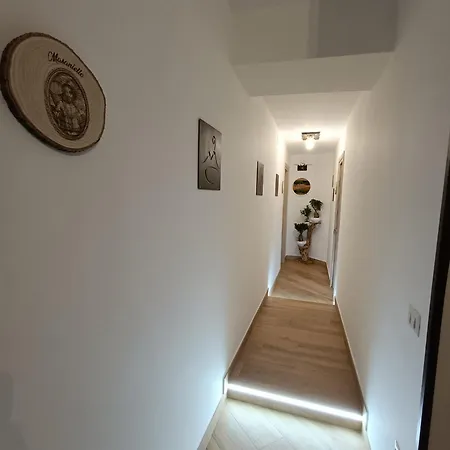 Bella Mbriana 4*